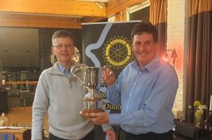 President Russell presents Alan Lee the deserving winner of the Gary Player Trophy for the best individual score on the day.